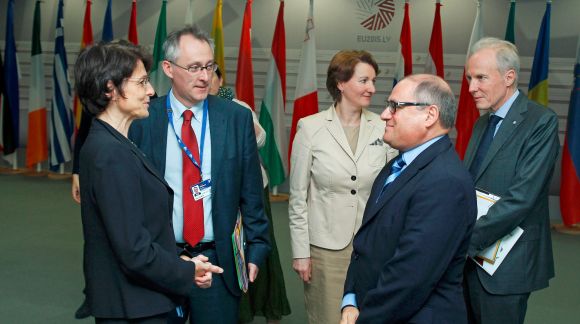 From left to right: Ms Marianne Thyssen, Commissioner for Employment, Social Affairs, Skills and Labour Mobility; Ms Mārīte Seile, Latvian Minister for Education and Science; Mr Servoz Michel, Director General; Mr Joachim James Calleja, Director of CEDEFOP. Photo: EU2015.LV