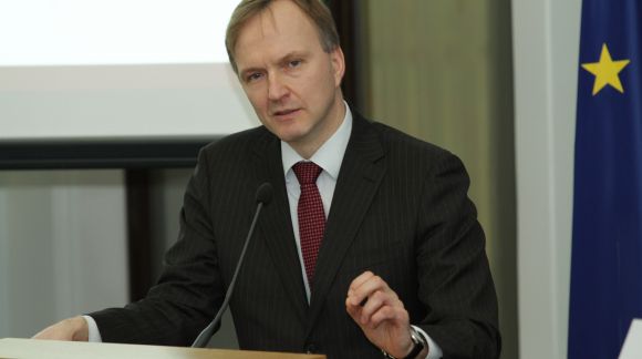 Andrejs Pildegovičs, the State Secretary of the Latvian Ministry of Foreign Affairs, opens the symposium. Photo: Latvian MFA