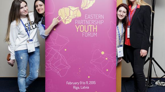 Austrumu partnerības Jaunatnes foruma dalībnieki. © EAPYF2015