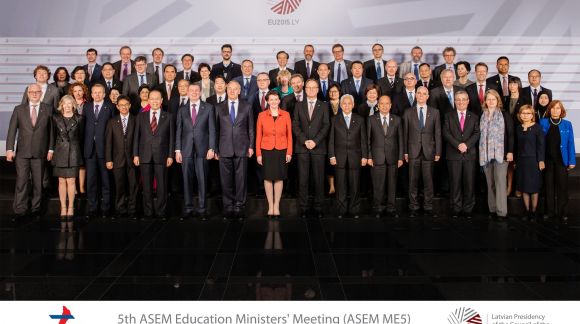 Family photo of ASEM Education Ministers. Photo: EU2015.LV