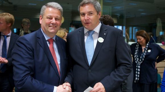 From left to right: Mr Andrä Rupprechter, Austrian Federal Minister for Agriculture, Forestry, the Environment and Water Management; Mr Dejan Zidan, Slovenian Minister for Agriculture, Forestry and Food. © European Union
