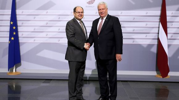 From left to right: Mr Christian Schmidt, Federal Minister of Food and Agriculture of Germany; Mr Jānis Dūklavs, Latvian Minister for Agriculture. Photo: EU2015.LV