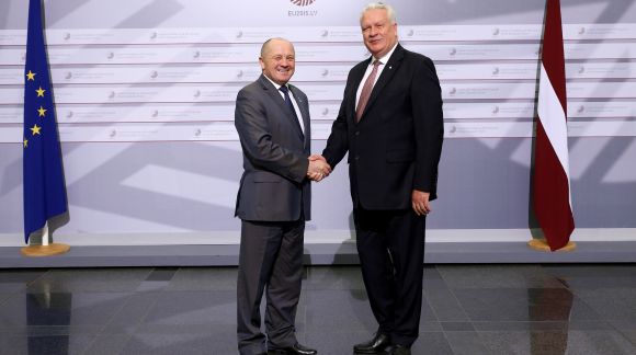 From left to right: Mr Marek Sawicki, Minister of Agriculture and Rural Development of Poland; Mr Jānis Dūklavs, Minister for Agriculture of Latvia. Photo: EU2015.LV