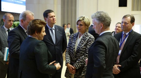 Prime Minister of Latvia Laimdota Straujuma, Latvian Minister for Environmental Protection and Regional Development Kaspars Gerhards, HRH Princess Laurentien of the Netherlands and Director-General of DG CONNECT Robert Madelin. Photo: EU2015.LV