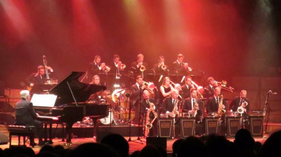 Die Big Band des Lettischen Radios und Maestro Raimonds Pauls.  Foto: Lettische Botschaft im Königreich Belgien 